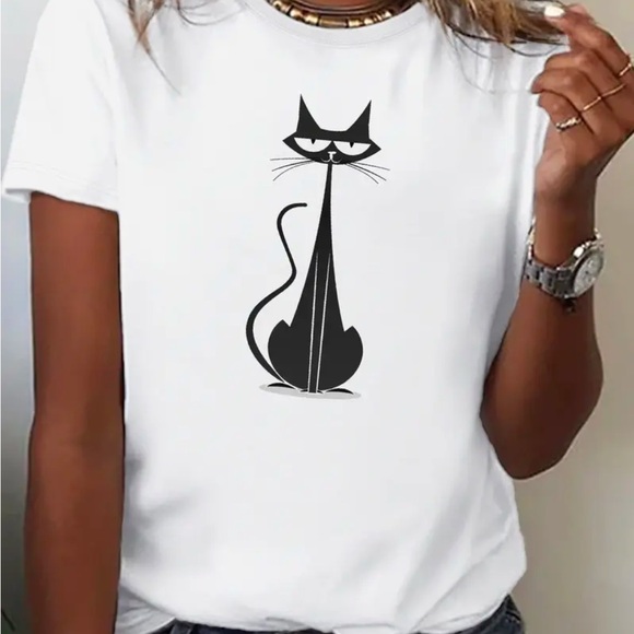 Tops - Atomic cat white tshirt size M